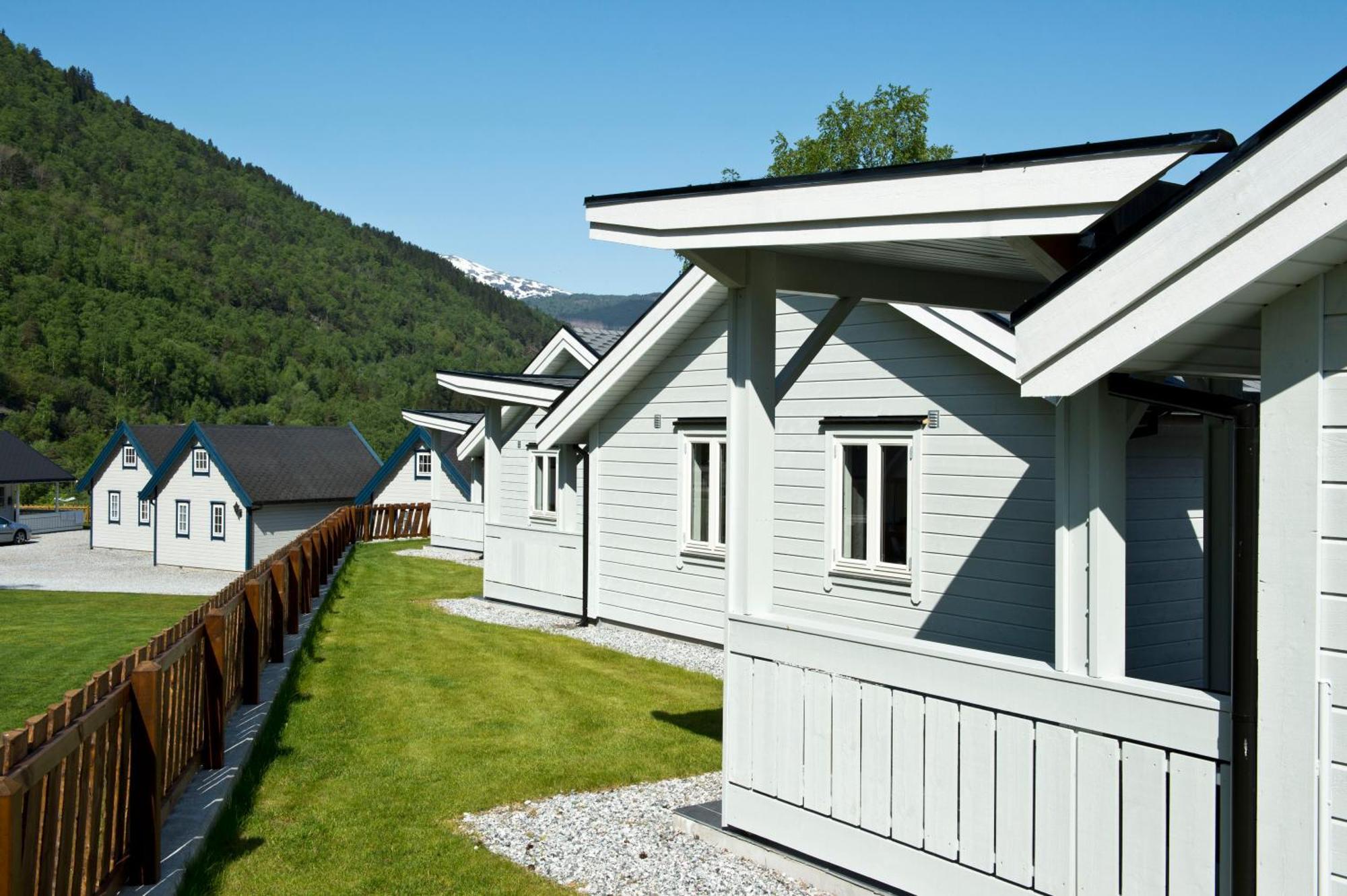 Hotel Kinsarvik Camping Esterno foto